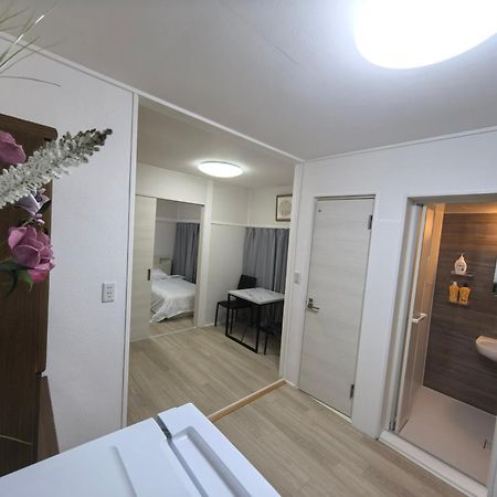 Uhome Tsubame Apartment Tokyo Luaran gambar